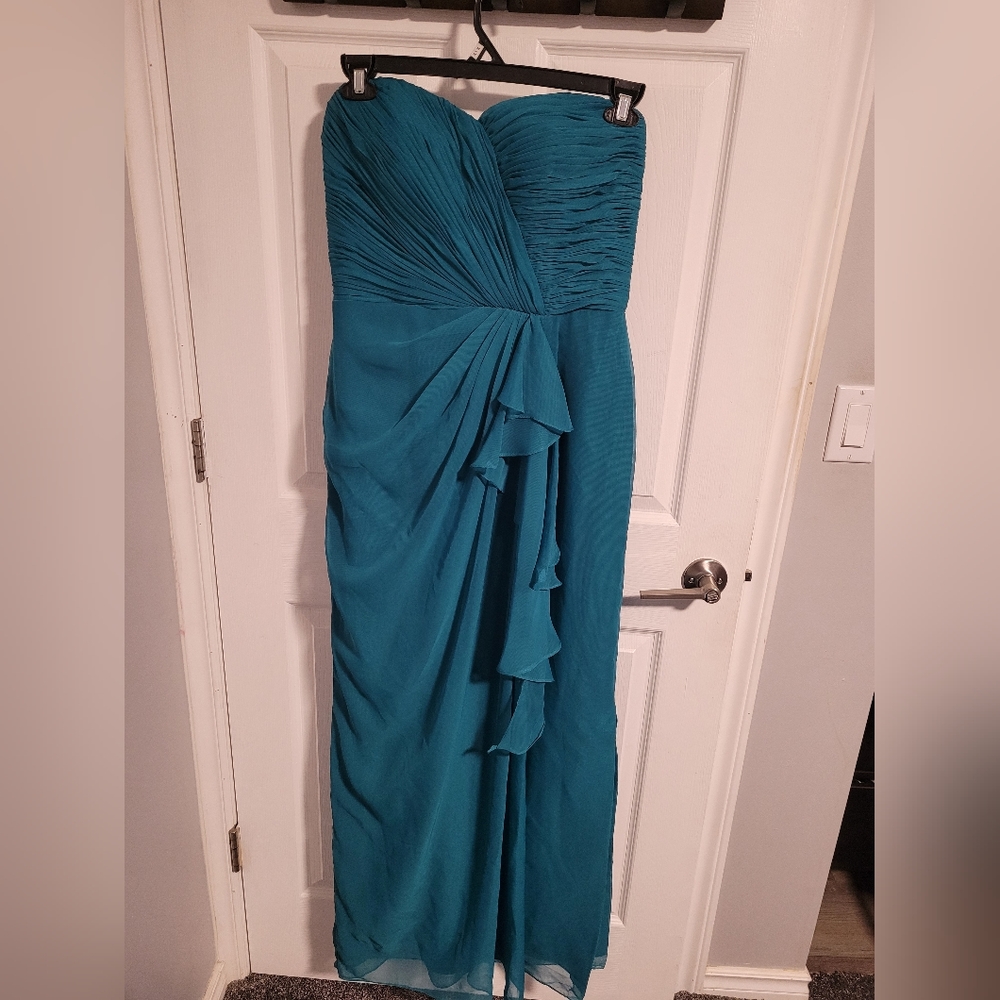Strapless dress